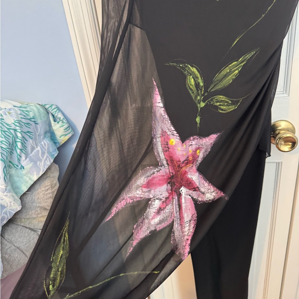 Gorgeous flattering Newport News Black Floral Jumpsuit – Size 8 - Picture 4 of 11
